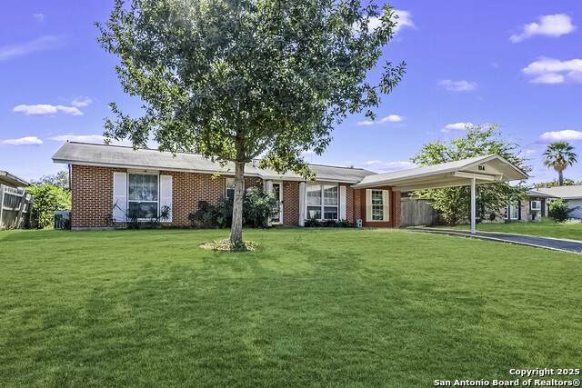 114 Goodhue - Photo 1