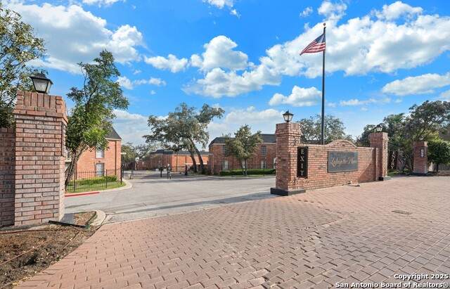 7500 Callaghan - Photo 1