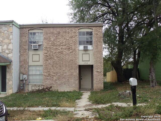 1212 Churing - Photo 1