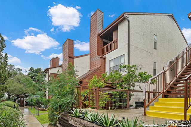 10527 Perrin Beitel - Photo 1