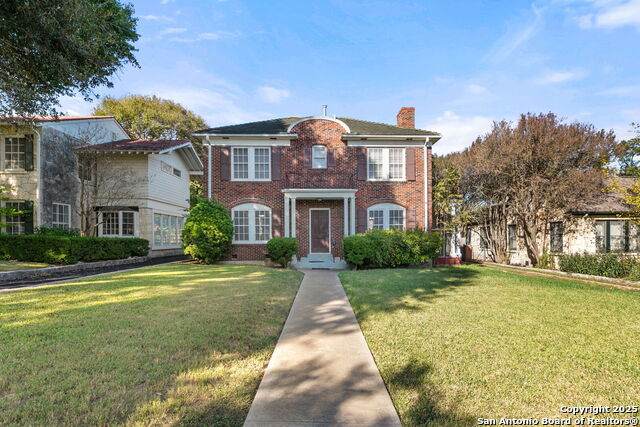 231 Belvidere - Photo 1