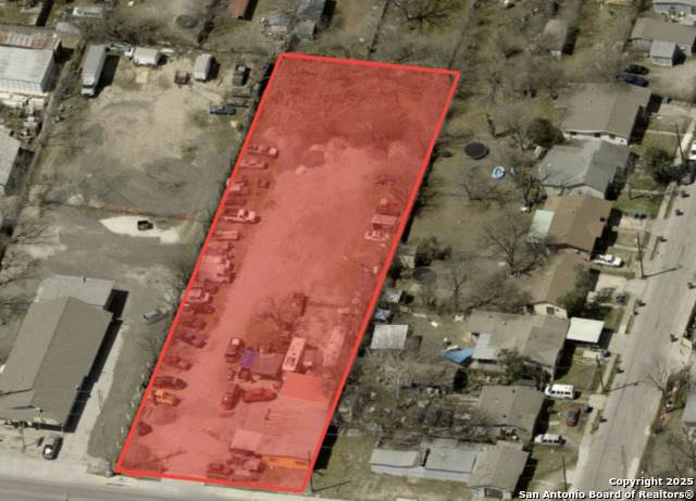 717 Bynum Ave - Photo 1