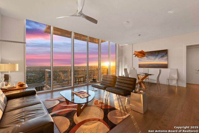 610 Market - Photo 1