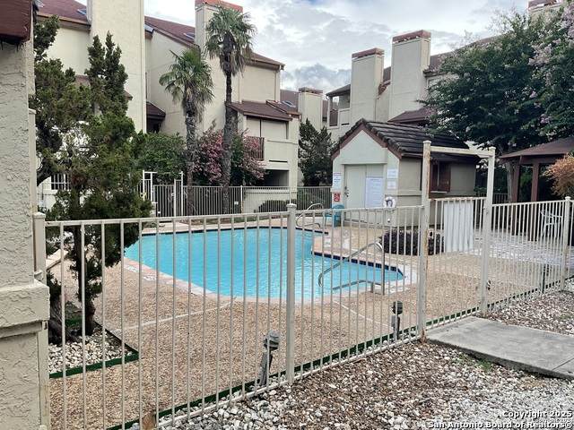 5322 Medical - Photo 1