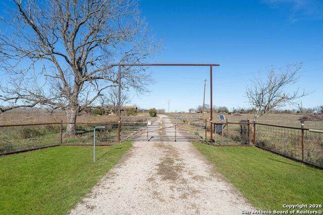 19414 Lockwood - Photo 1