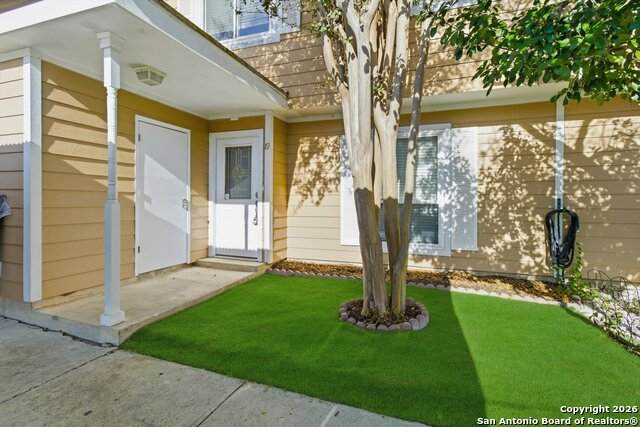 7322 Oak Manor #19 - Photo 1