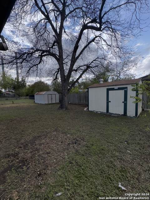 115 Yolanda Dr - Photo 1