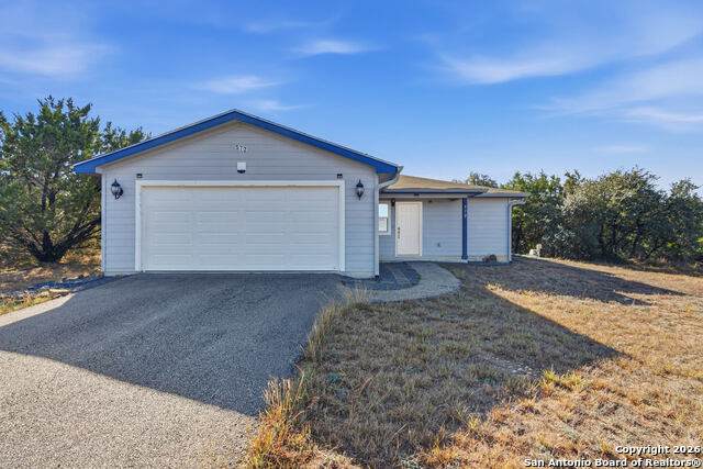 572 Hillside - Photo 1