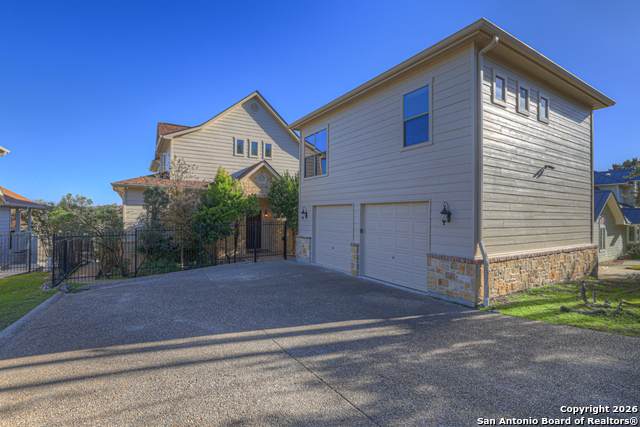 1745 Lakeside - Photo 1