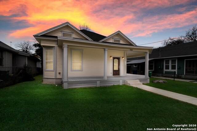 334 Whittier - Photo 1