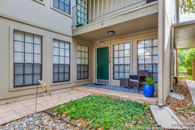 7711 Callaghan - Photo 1