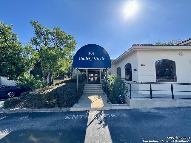 104 Gallery Cir - Photo 1