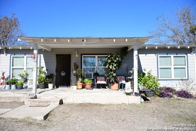 411 Ansley - Photo 1