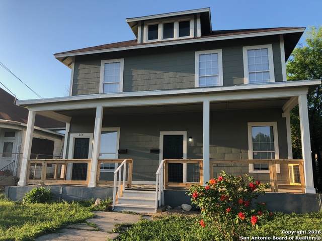 215 Rigsby - Photo 1