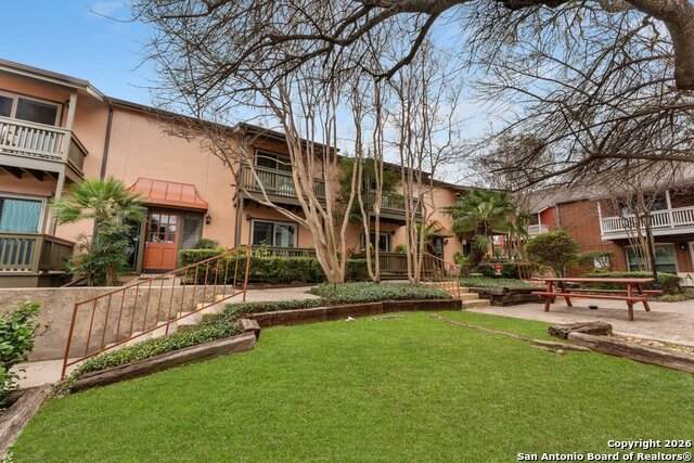 2300 Nacogdoches - Photo 1