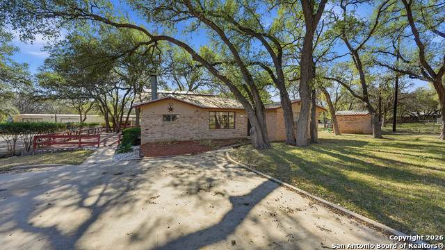 1248 Edwards - Photo 1