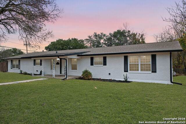 316 Tamworth - Photo 1