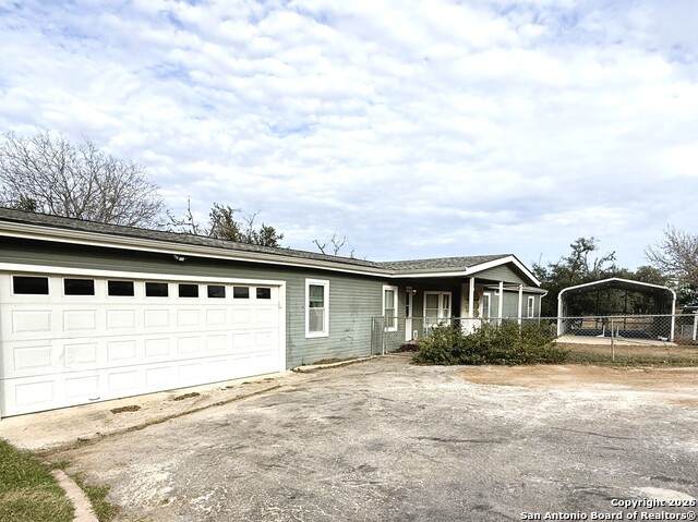 212 Thornton - Photo 1