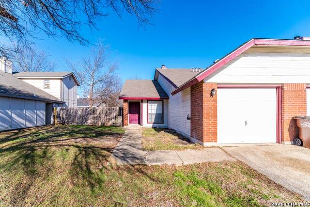 7017 Silver - Photo 1