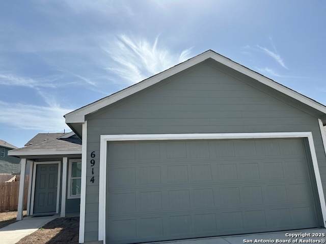 6914 Stellar Cove - Photo 1