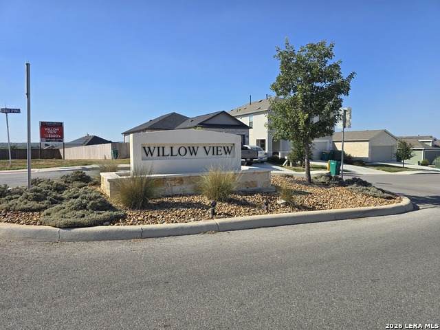 6814 Willow Lnd - Photo 1