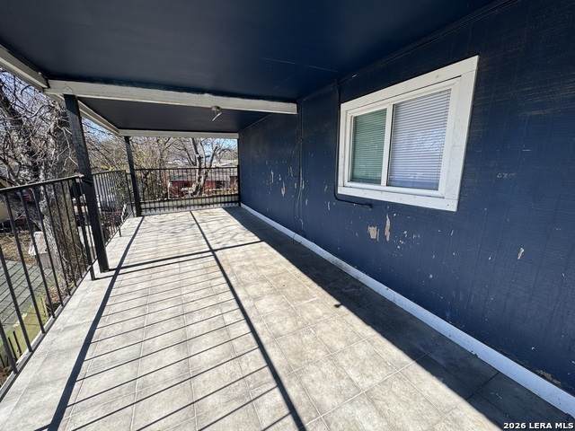 811 General Mcmullen - Photo 1