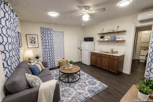 242 Harlan - Photo 1