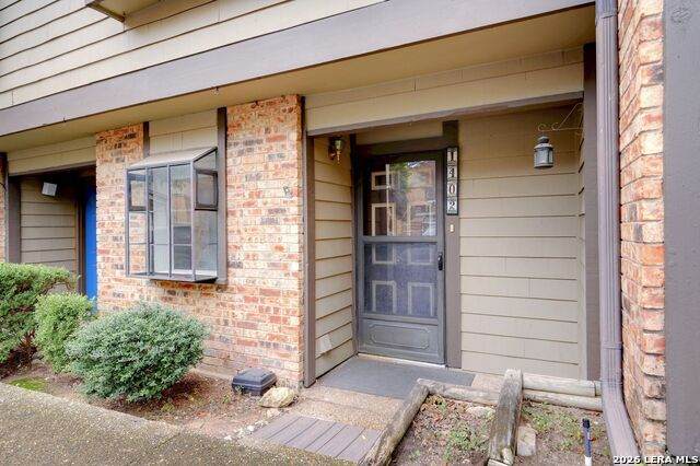 11815 Vance Jackson - Photo 1