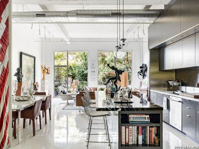 114 Camp Street - Photo 1