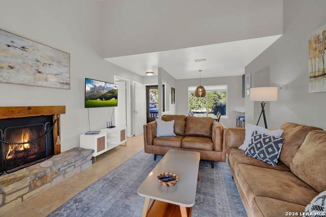 1033 Parkview - Photo 1