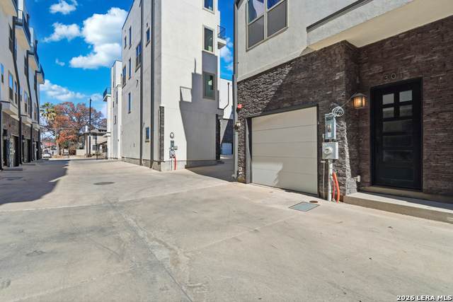 1817 St Marys St - Photo 1
