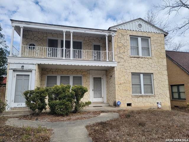 273 Lullwood Ave - Photo 1