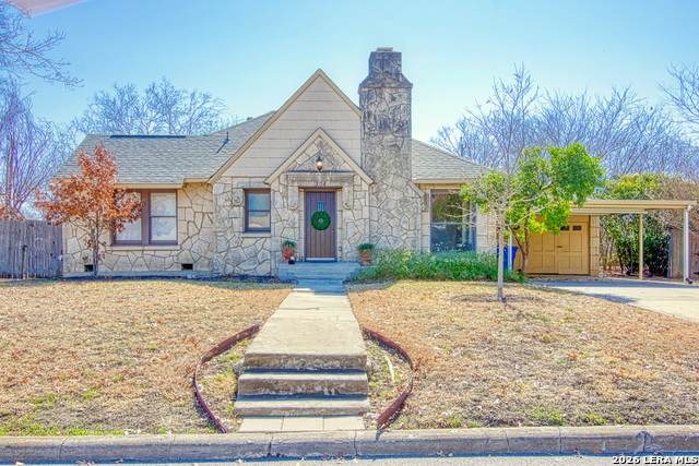 204 Lovera Blvd - Photo 1