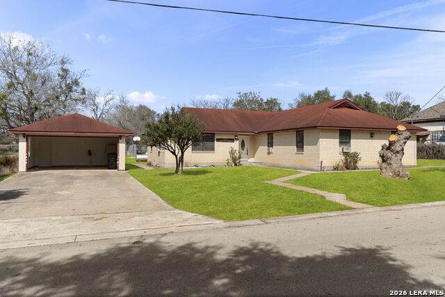 105 East St - Photo 1