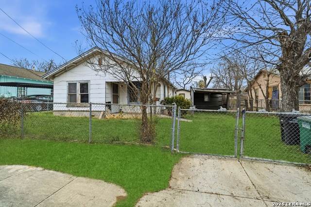 333 Hawthorne - Photo 1