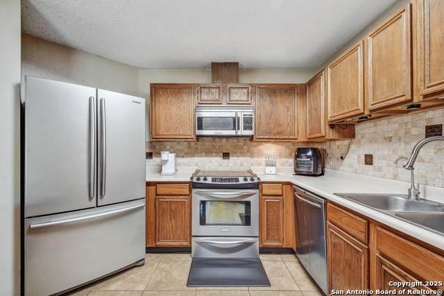 14218 Fairwayhill - Photo 1