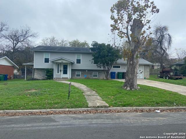 442 Harcourt - Photo 1