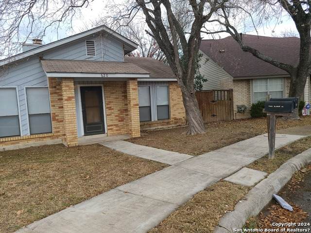620 Fern Meadow - Photo 1
