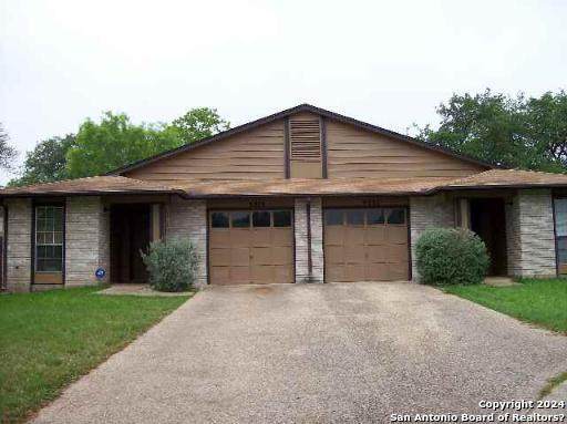 5319 Ashbury Dr - Photo 1