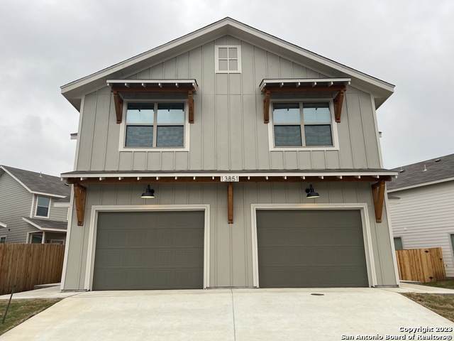 13851 Enzo Gate - Photo 1
