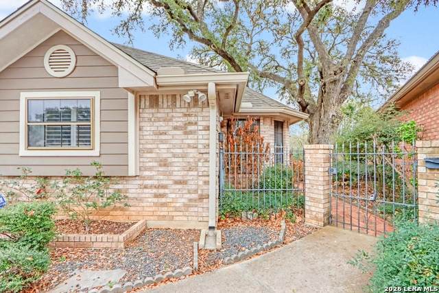 738 Cedar - Photo 1