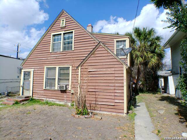 105 Dunning - Photo 1