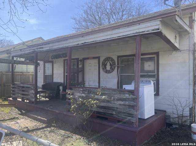 1021 Cherry - Photo 1