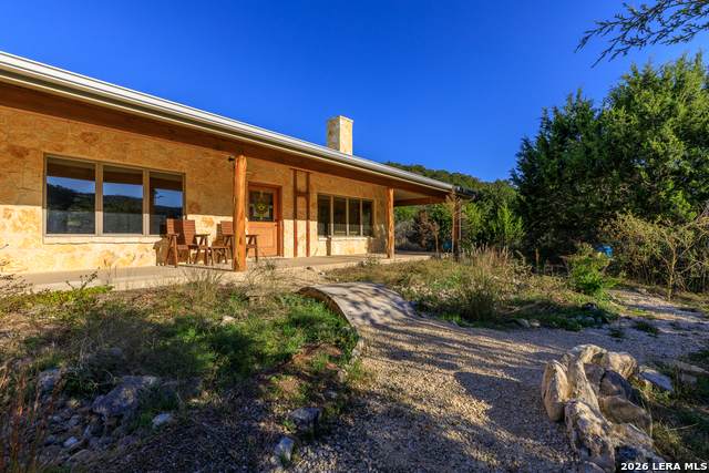 2269 Old Rocksprings Rd - Photo 1