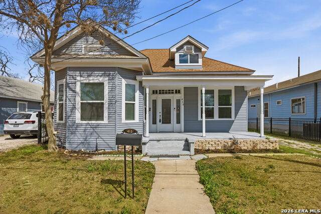 415 Helena - Photo 1