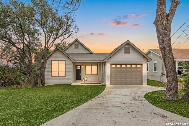 1454 Laurie Dr - Photo 1