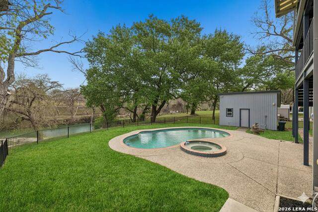 54 Hampton Dr - Photo 1