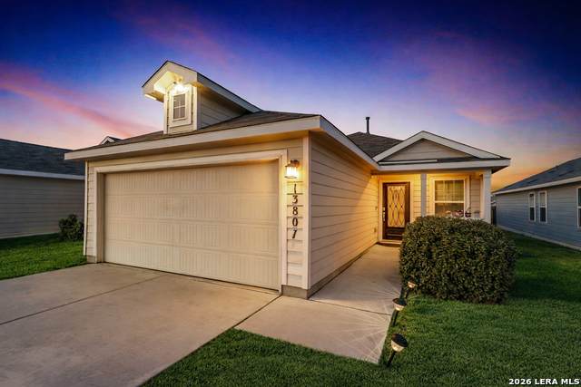 13807 Homestead - Photo 1