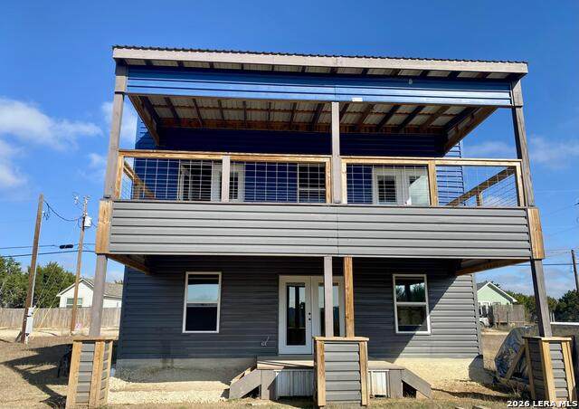 298 Medina - Photo 1