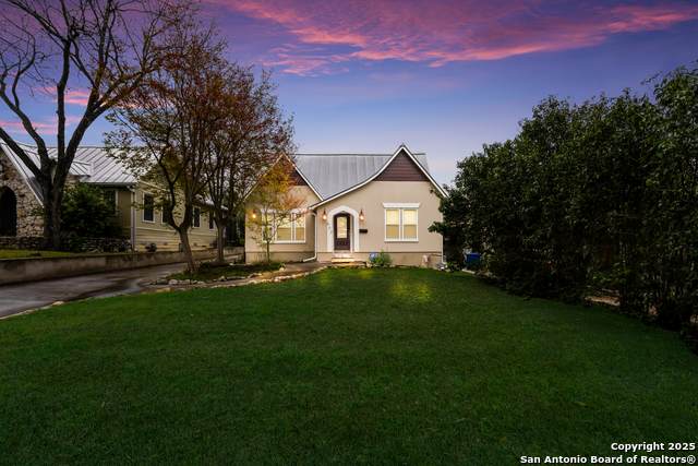 402 Elmhurst - Photo 1